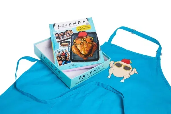 Friends: The Official Cookbook Gift Set (Friends TV Show, Friends Merchandise) [With Apron]